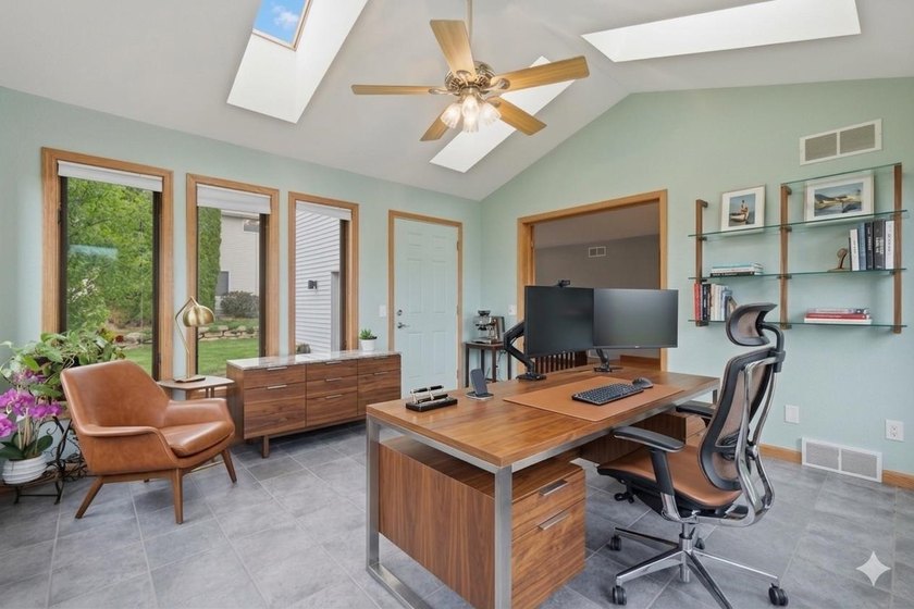 Ready to play through? This exceptional property on the 5th - photo 17
