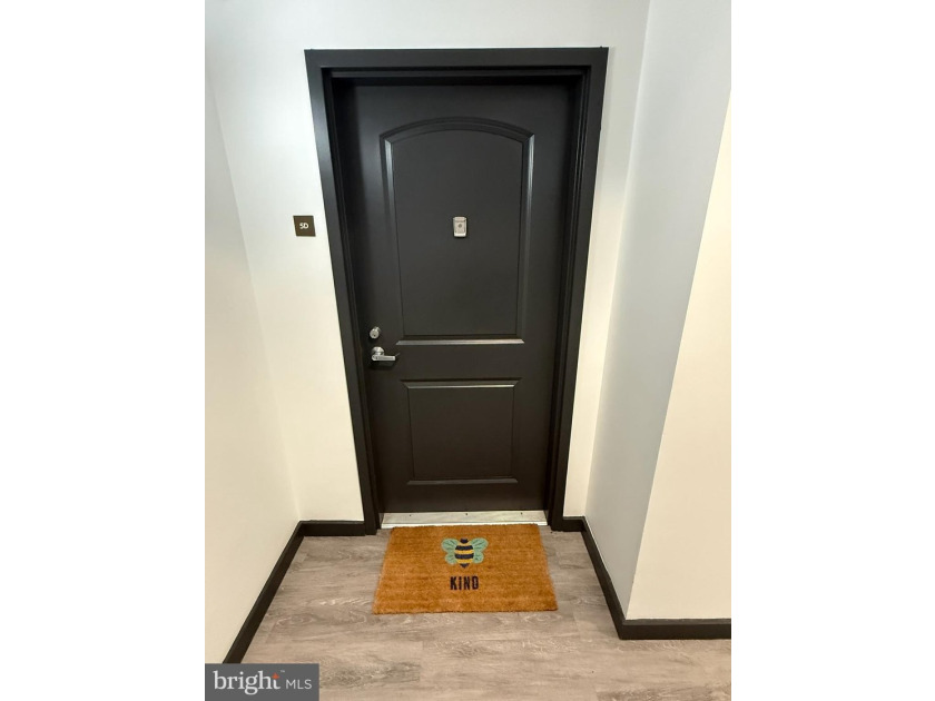 are opportunity to own a 2-bedroom + den residence at The - photo 6