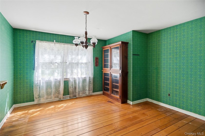 Nestled within a charming community on a beautiful, private 1 - photo 17