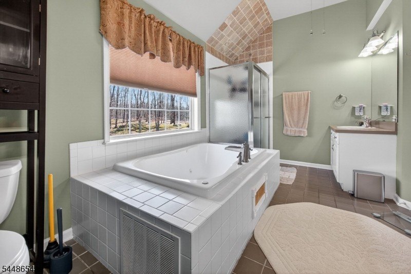 Nestled on over 3 private, level acres in the desirable Hidden - photo 18