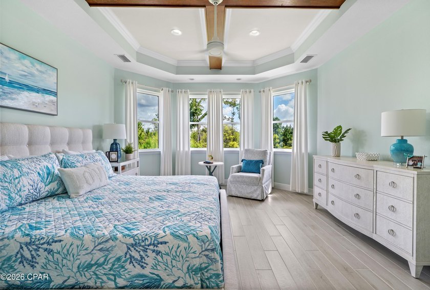Welcome Home to Paradise! Prepare to fall in love with this - photo 22