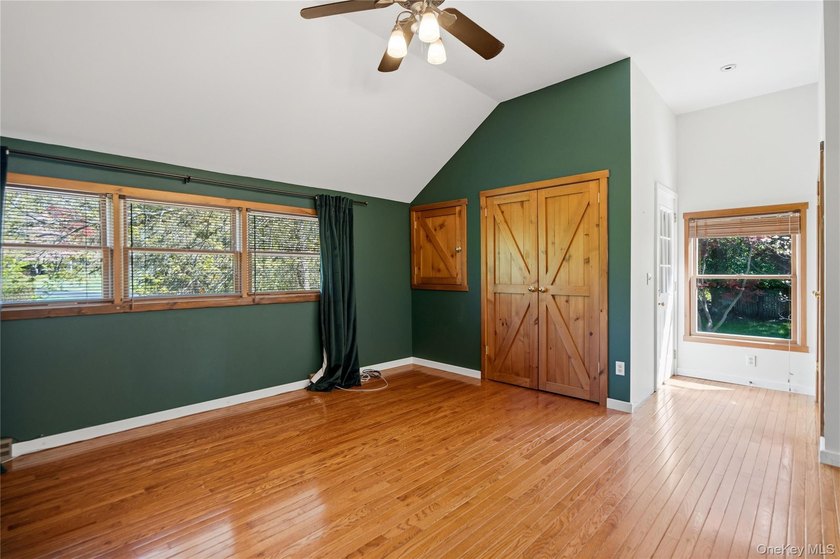 Nestled within a charming community on a beautiful, private 1 - photo 23