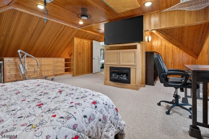Nestled on over 3 private, level acres in the desirable Hidden - photo 25