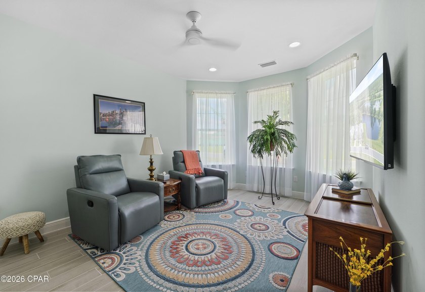 Welcome Home to Paradise! Prepare to fall in love with this - photo 35