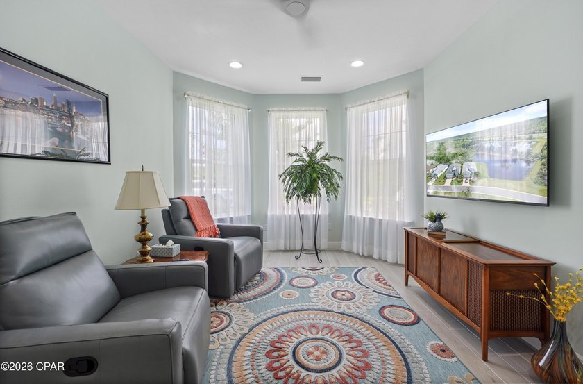 Welcome Home to Paradise! Prepare to fall in love with this - photo 36