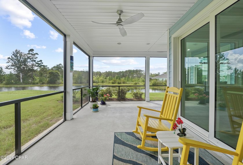 Welcome Home to Paradise! Prepare to fall in love with this - photo 38