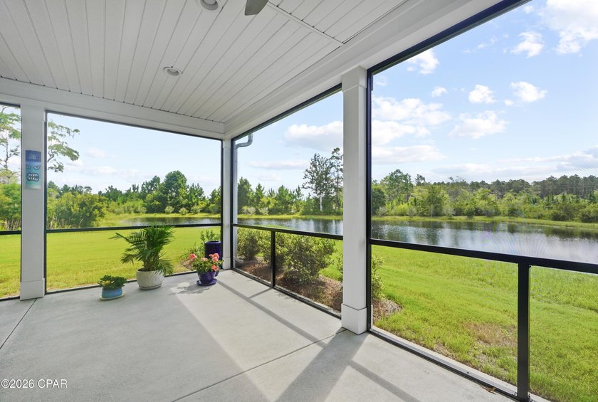 Welcome Home to Paradise! Prepare to fall in love with this - photo 41