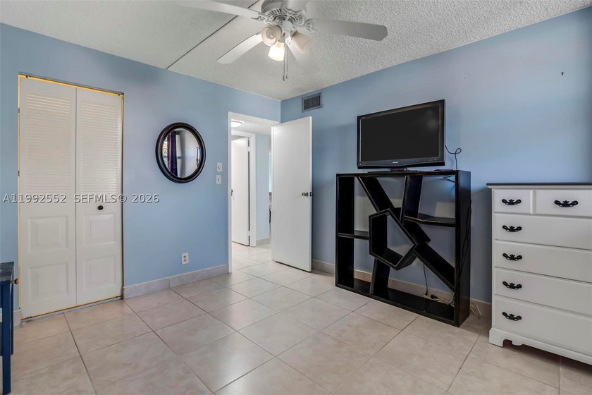 Fantastic opportunity for buyers and investors. 55+ community - photo 11