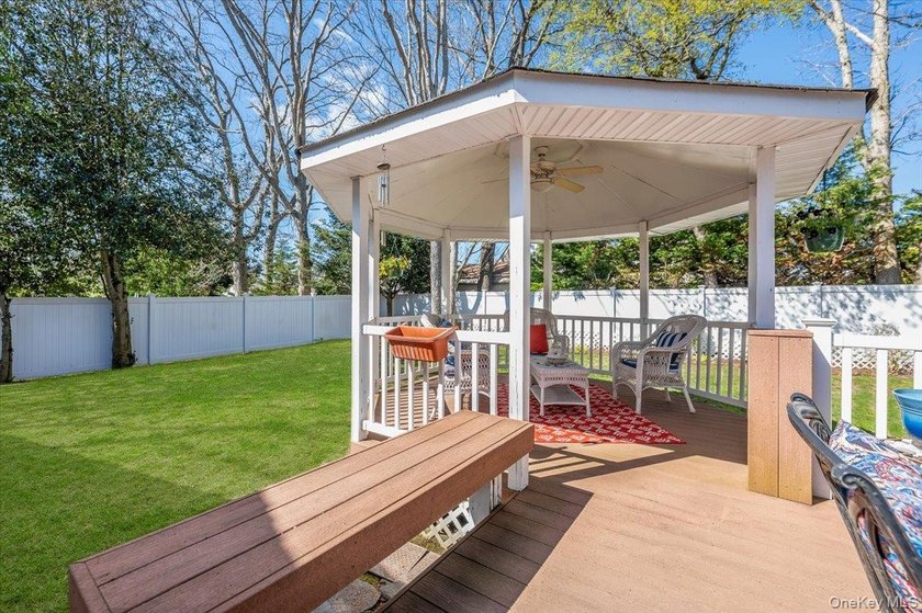 Expanded wide- line ranch set on a generous 75/150 property in - photo 29