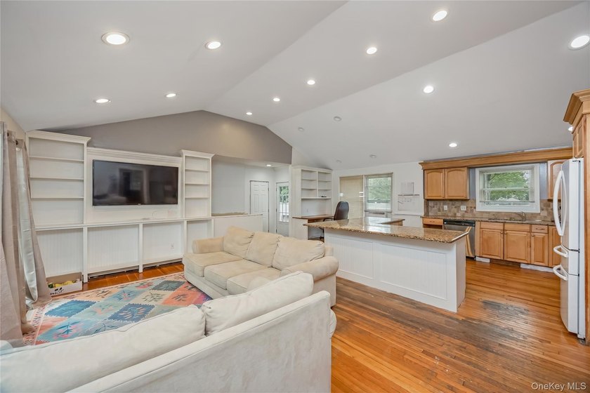 Opportunity awaits with this spacious open-concept ranch with - photo 7