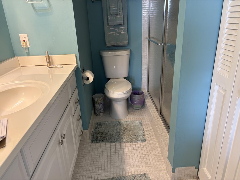 Discover this well-appointed two-bedroom, two-bathroom - photo 14