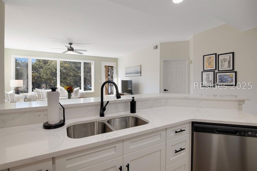 Panoramic Skull Creek and Intracoastal views highlight this - photo 18