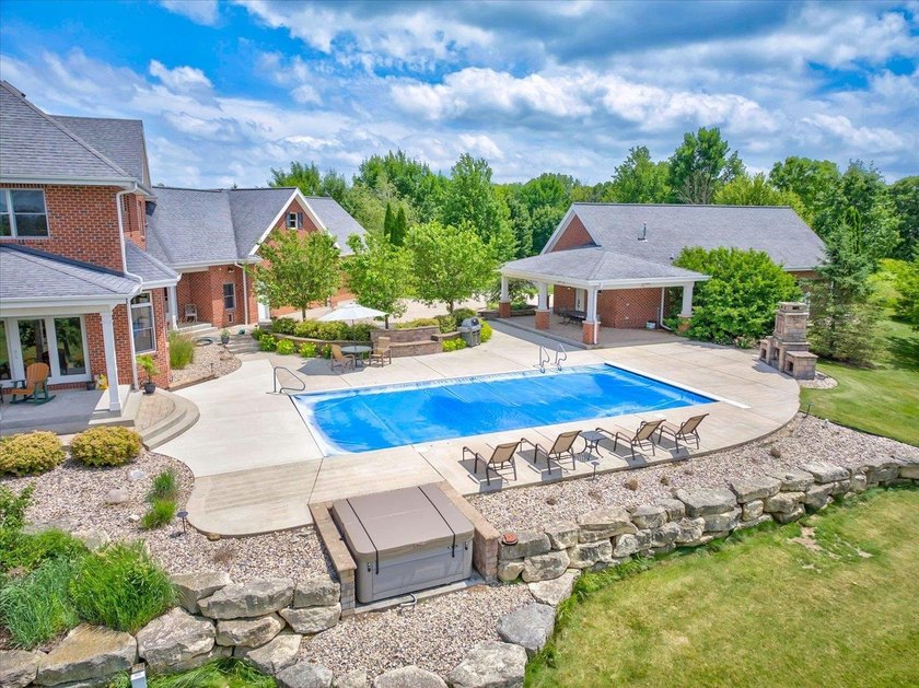 Hart DeNoble Masterpiece on 14.97 acres-Middleton Schools. This - photo 3