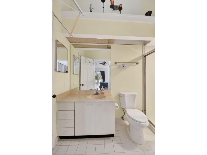 Discover this inviting 2-bedroom, 2-bath villa with 1-car garage - photo 24