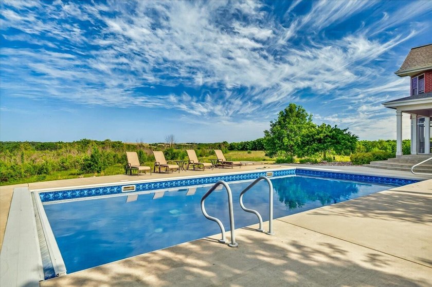 Hart DeNoble Masterpiece on 14.97 acres-Middleton Schools. This - photo 4