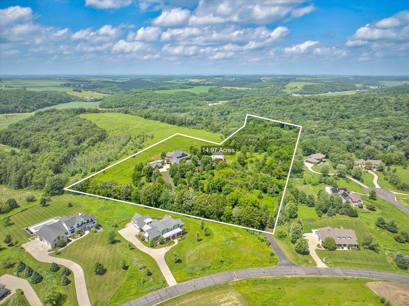 Hart DeNoble Masterpiece on 14.97 acres-Middleton Schools. This - photo 5