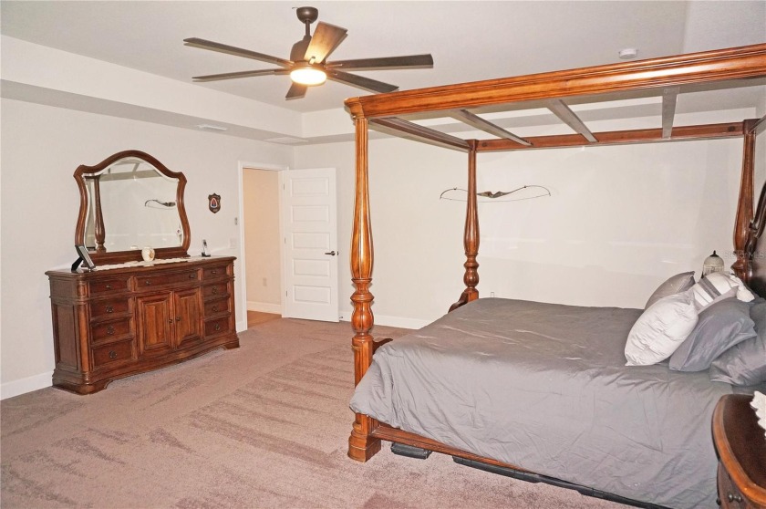 Spacious and impressive 4 Bedroom, 3 Bathroom home with attached - photo 34