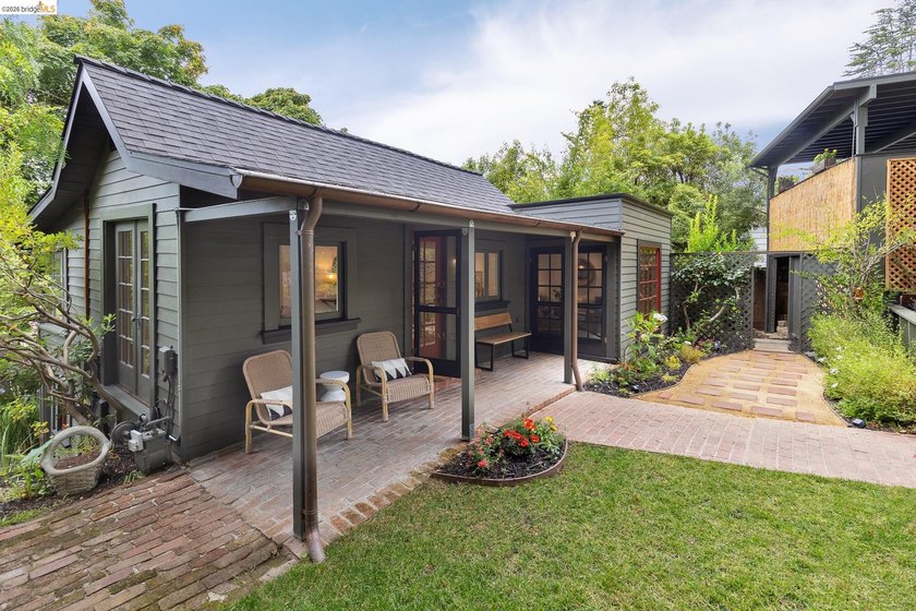 Tucked discreetly behind a gate in the heart of Montclair, this - photo 44