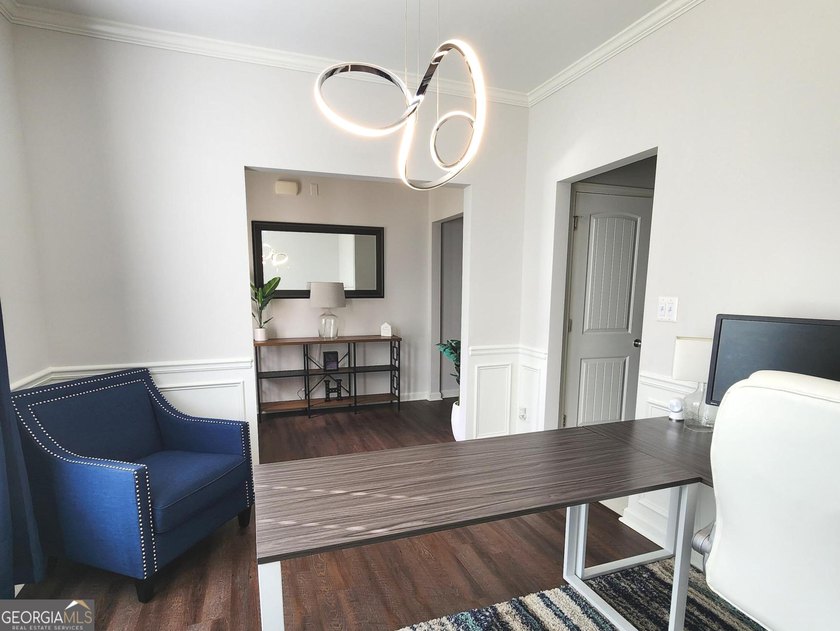 Welcome to 1072 Creekhead. This 4 Bedroom 3 full bath home is - photo 5