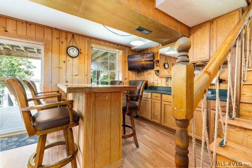 Things change but what buyers want on Lake Gaston has never - photo 25