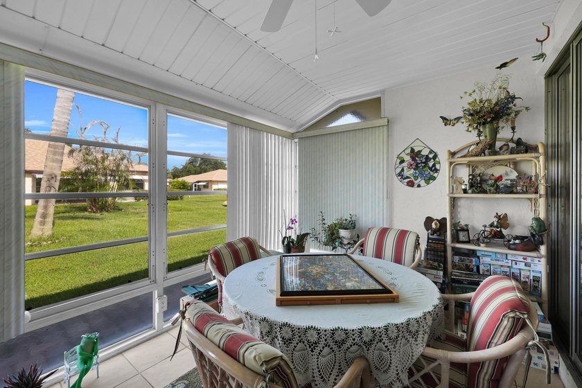 Welcome to the sought-after 55+ community of Palm Grove in Fort - photo 27