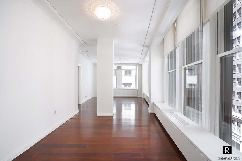 Welcome home to this glamorous corner One Bedroom apartment at - photo 3