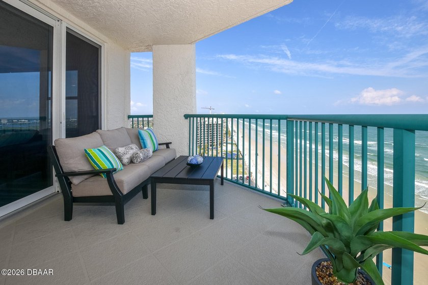 ''Direct Oceanfront, 14th floor, Corner Unit, Sold Fully - photo 4