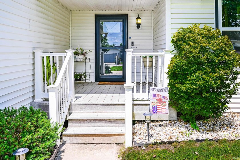 Four bedrooms, two baths, and 1,473 square feet with an open - photo 3