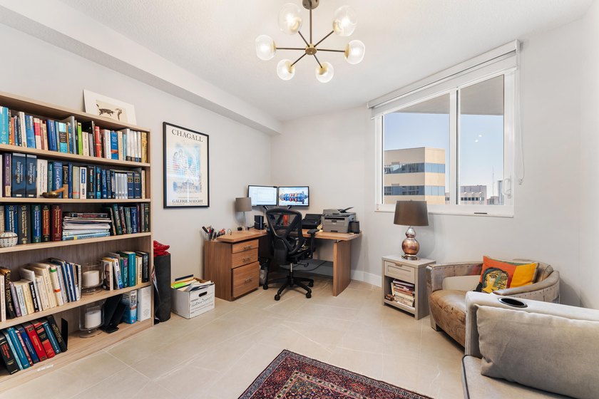 Fully renovated 11th-floor 2BR/2BA condo with stunning southeast - photo 29