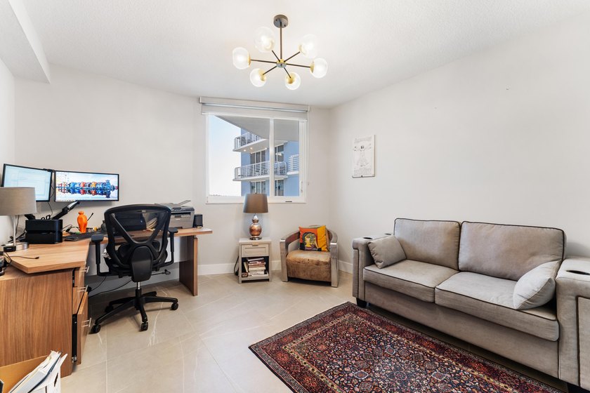 Fully renovated 11th-floor 2BR/2BA condo with stunning southeast - photo 31