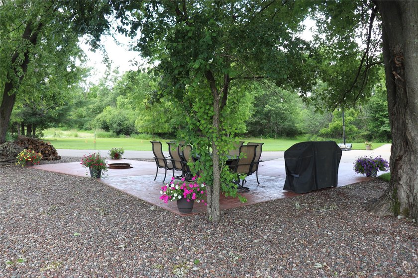 Check out this Fabulous 4 Bedroom 3 Full Bath Home on the edge - photo 46