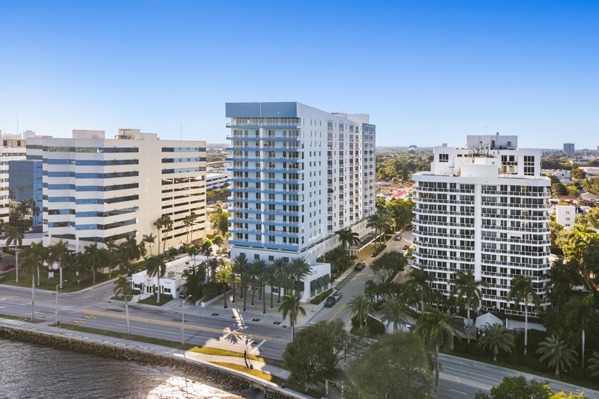 Fully renovated 11th-floor 2BR/2BA condo with stunning southeast - photo 47