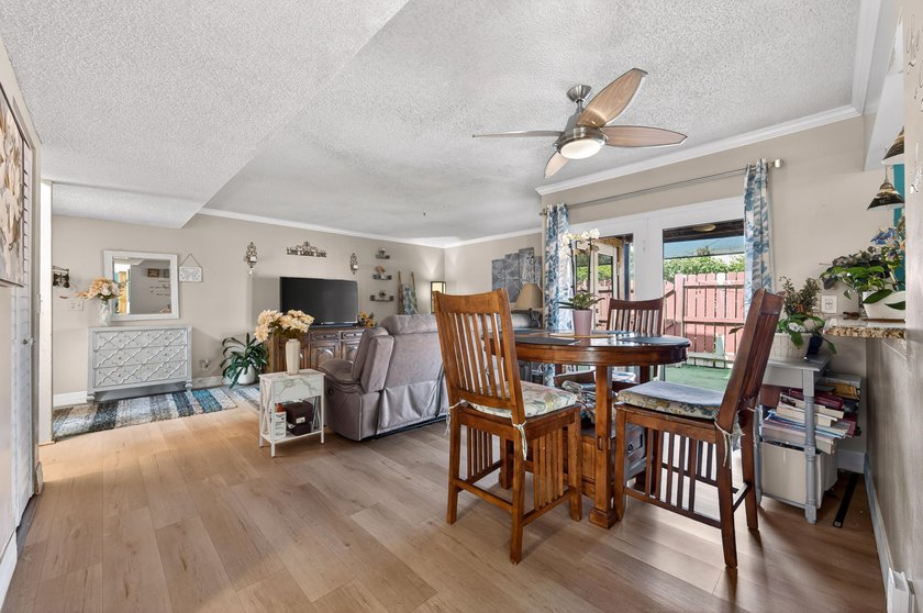 Spacious 2 story townhome with over 1,430 sq/ft. Open floor plan - photo 7