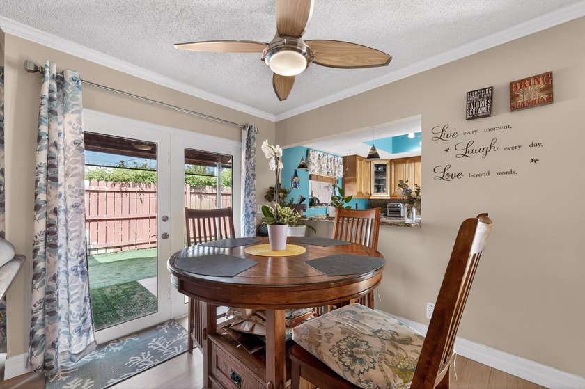 Spacious 2 story townhome with over 1,430 sq/ft. Open floor plan - photo 8