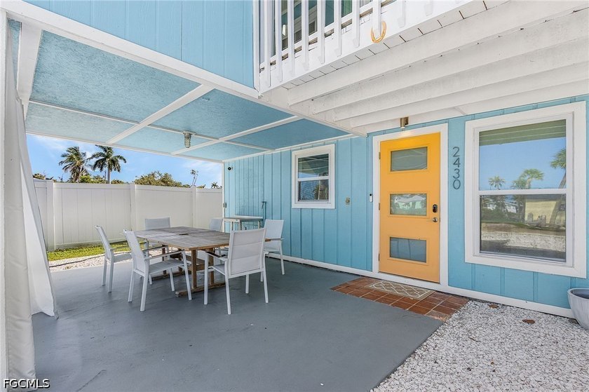 Welcome to your slice of paradise in the heart of St. James - photo 4