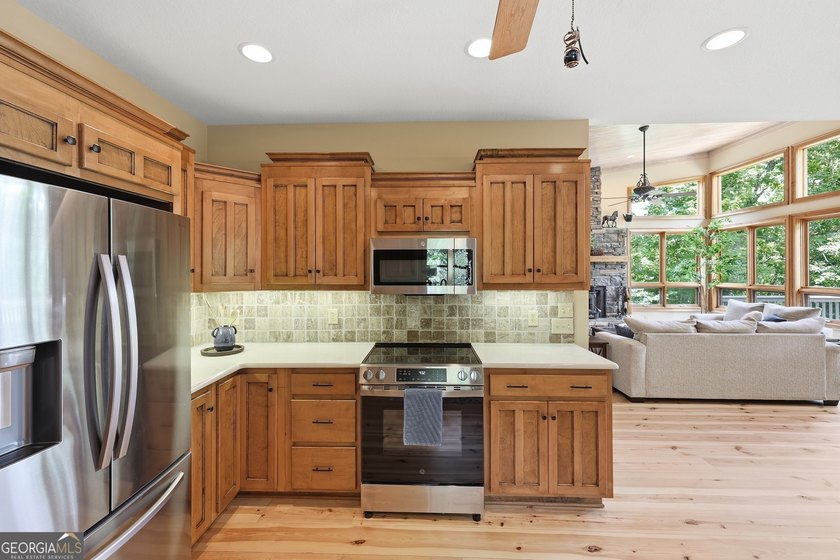Discover this exceptional gated mountain estate offering - photo 28