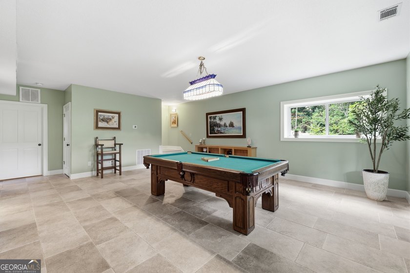 Discover this exceptional gated mountain estate offering - photo 43
