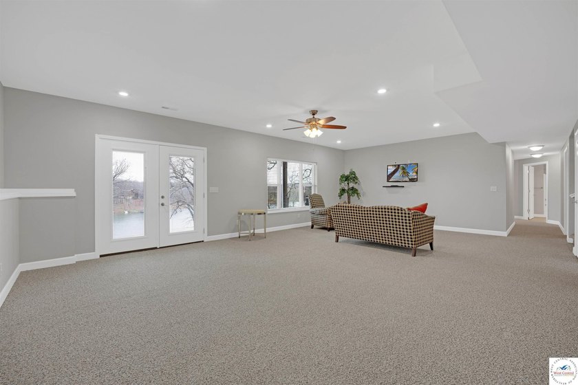 This expansive home in Warsaw, MO. Near Truman Lake and Lake of - photo 26