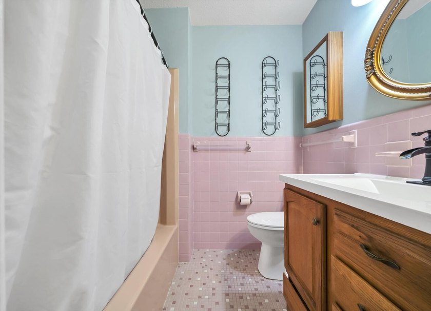 Price reduced on 11 July 2026. Sellers are motivated. Bring - photo 38