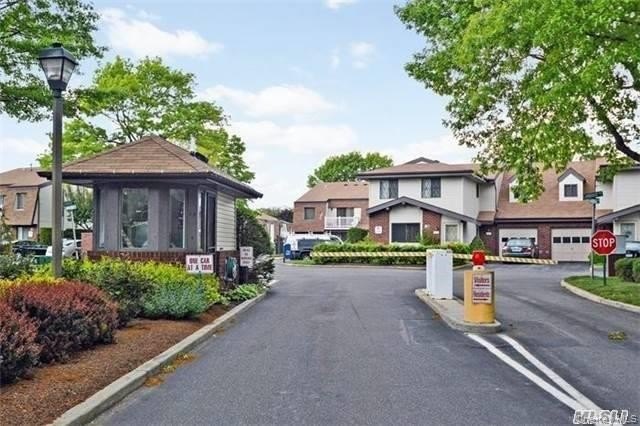 UPPER CHESHIRE UNIT. OPEN FLOOR PLAN. EAT-IN KITCHEN - photo 39