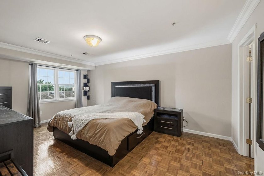 Experience the ultimate luxury lifestyle at The Meridian in the - photo 15