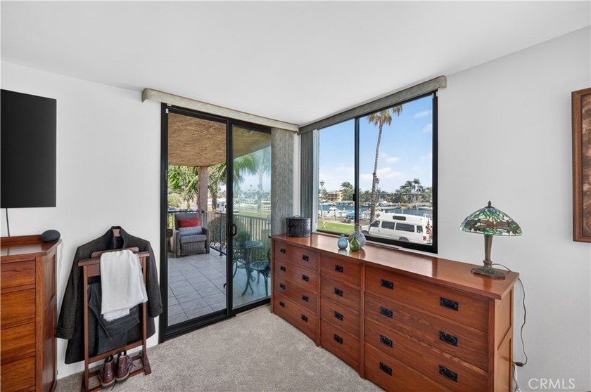 Unforgettable views define this beautiful 2 bedroom, 2 bathroom - photo 16