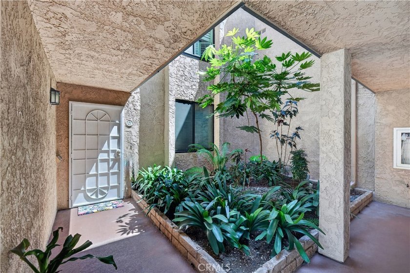Unforgettable views define this beautiful 2 bedroom, 2 bathroom - photo 23