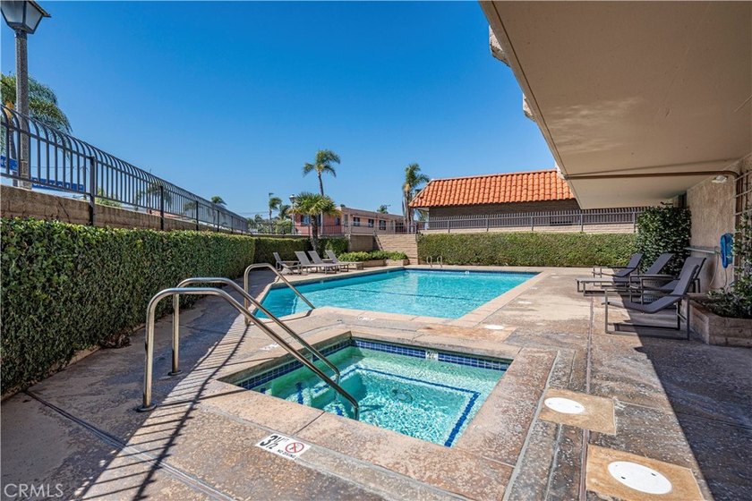 Unforgettable views define this beautiful 2 bedroom, 2 bathroom - photo 27