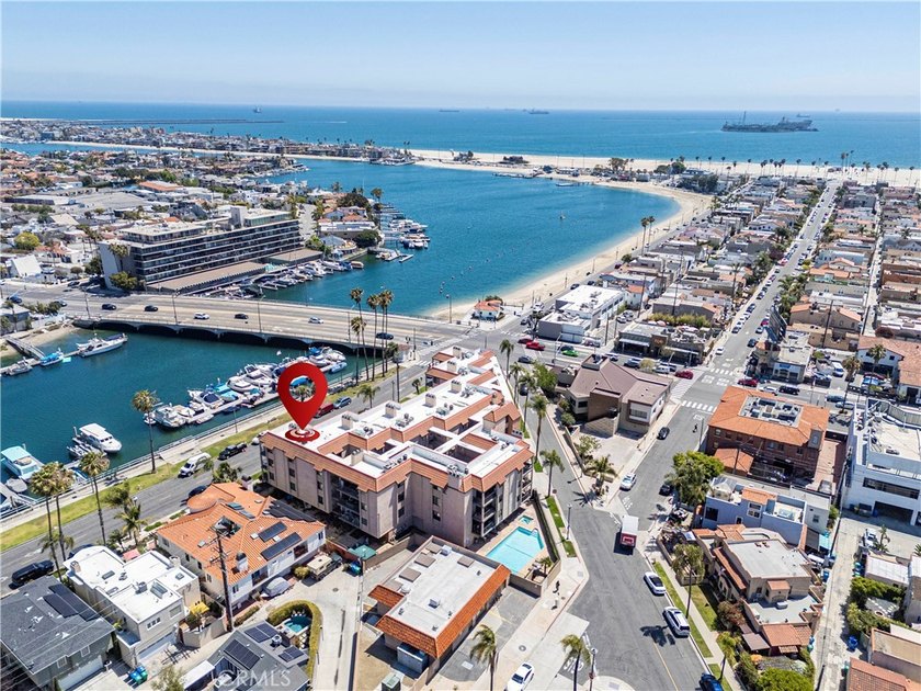 Unforgettable views define this beautiful 2 bedroom, 2 bathroom - photo 31