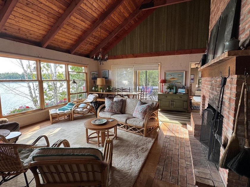 Make CORYELL ISLAND your summer home! This special property - photo 5