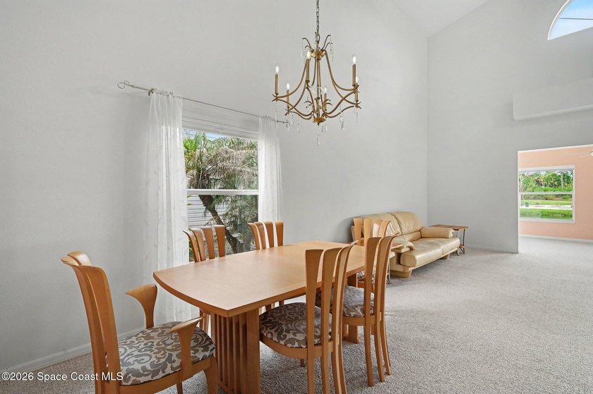 Enjoy relaxed Florida living in this charming 2-bedroom, 2-bath - photo 12