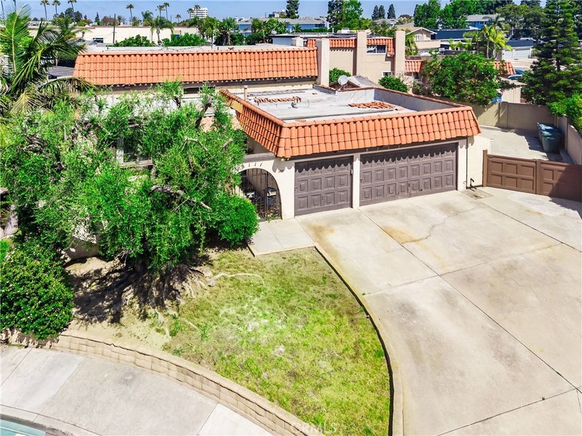 8111 Dartmoor Dr - photo 40