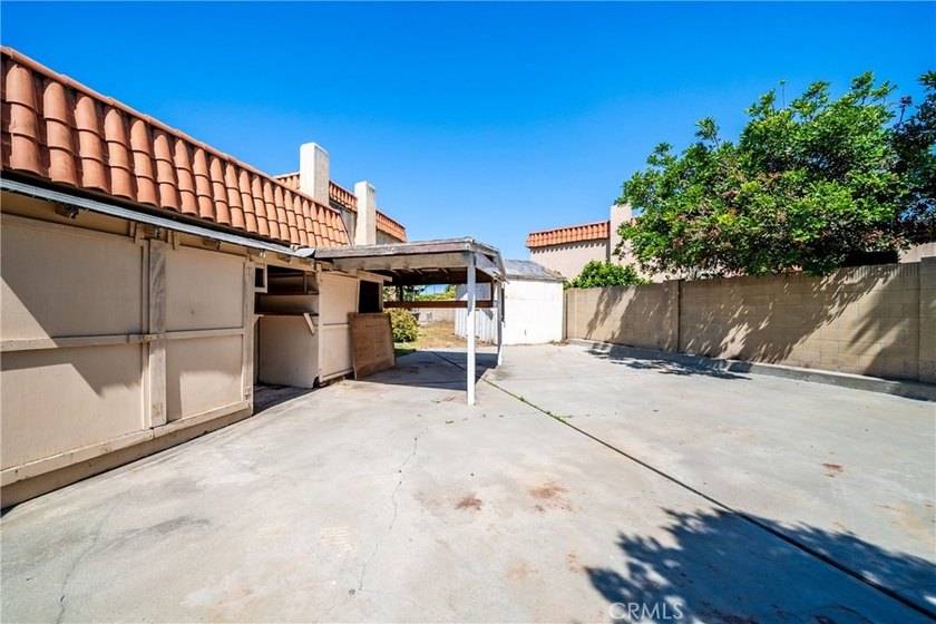 8111 Dartmoor Dr - photo 45