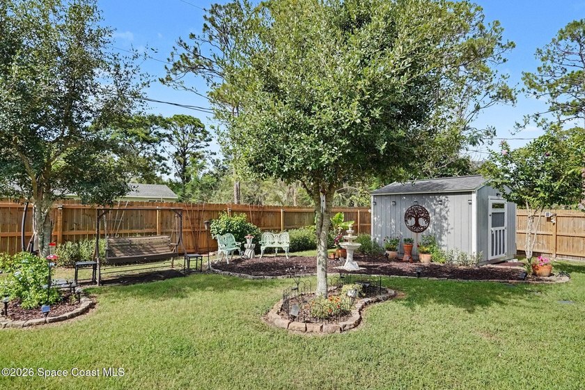 Beautifully maintained 2020-built home loaded with upgrades! - photo 30